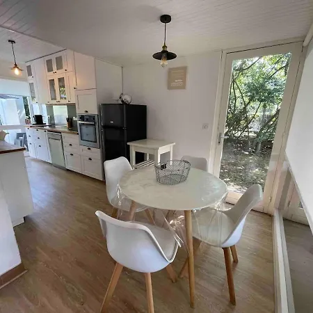Hébergement de vacances Maison De Vacances Climatisee Andernos-les-Bains